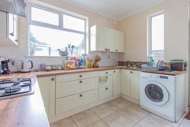 5 bed house, Whitchurch Road, Gabalfa, Cardiff, CF143JQ - Image 4